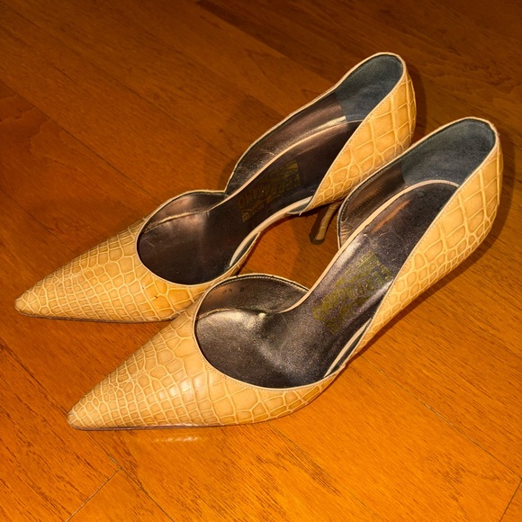 Salvatore Ferragamo Tan Pointed Toe Leather Pumps Size 8.5 - Picture 4 of 8